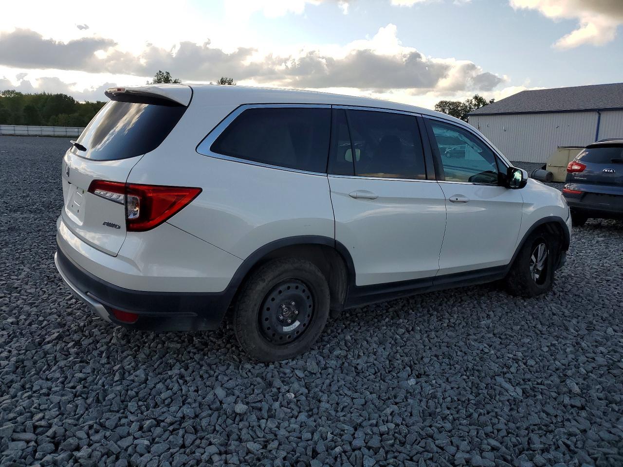 2022 Honda Pilot Exl - Image 3
