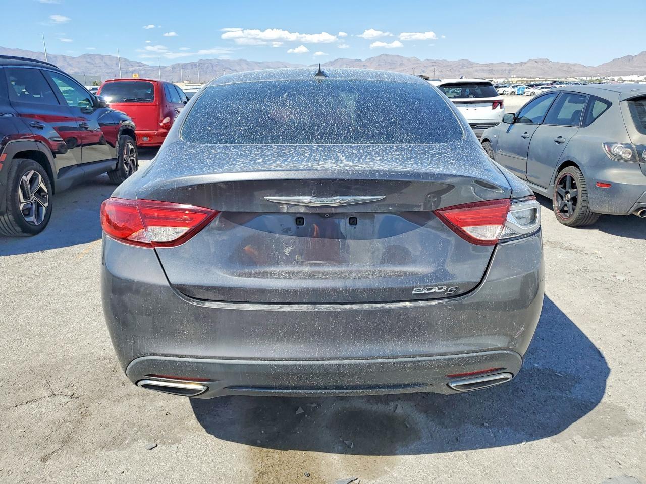 2015 Chrysler 200 S - Image 6