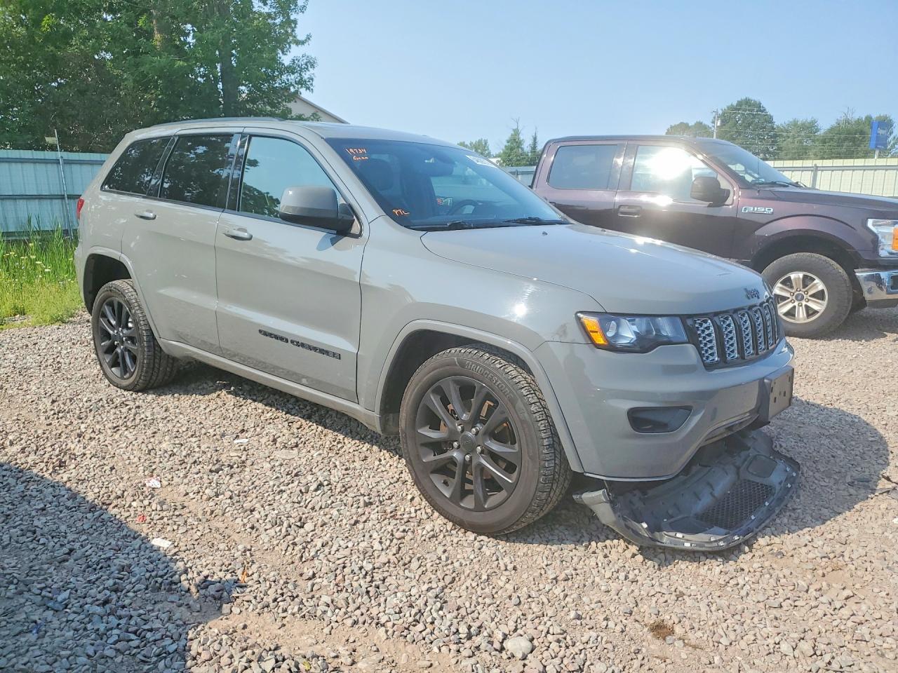 2020 Jeep Grand Cherokee Laredo - Фото 4