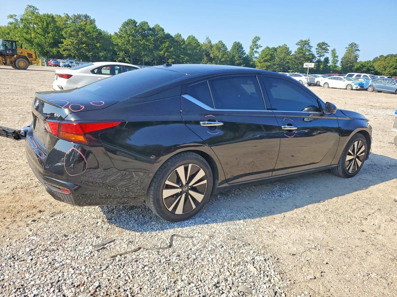 2019 Nissan Altima Sv - Image 3