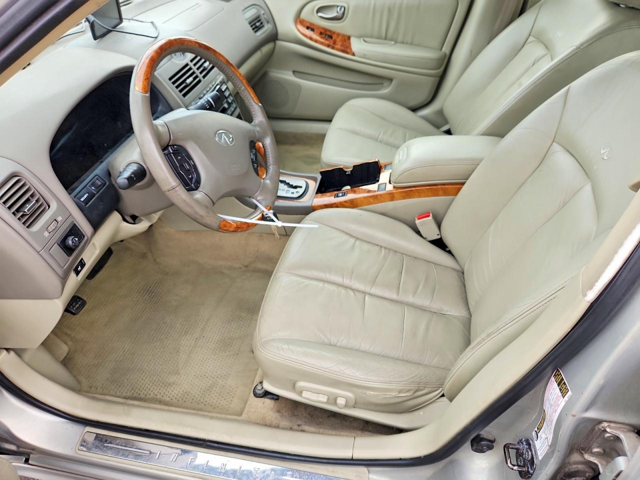 2004 Infiniti I35 Base - Image 7
