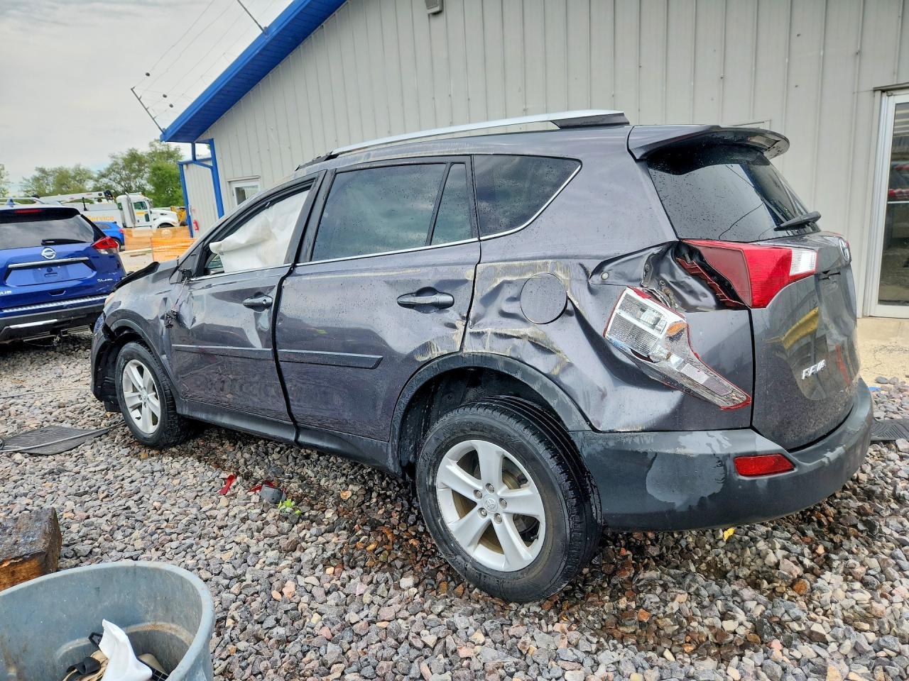 2014 Toyota Rav4 Xle - Image 2