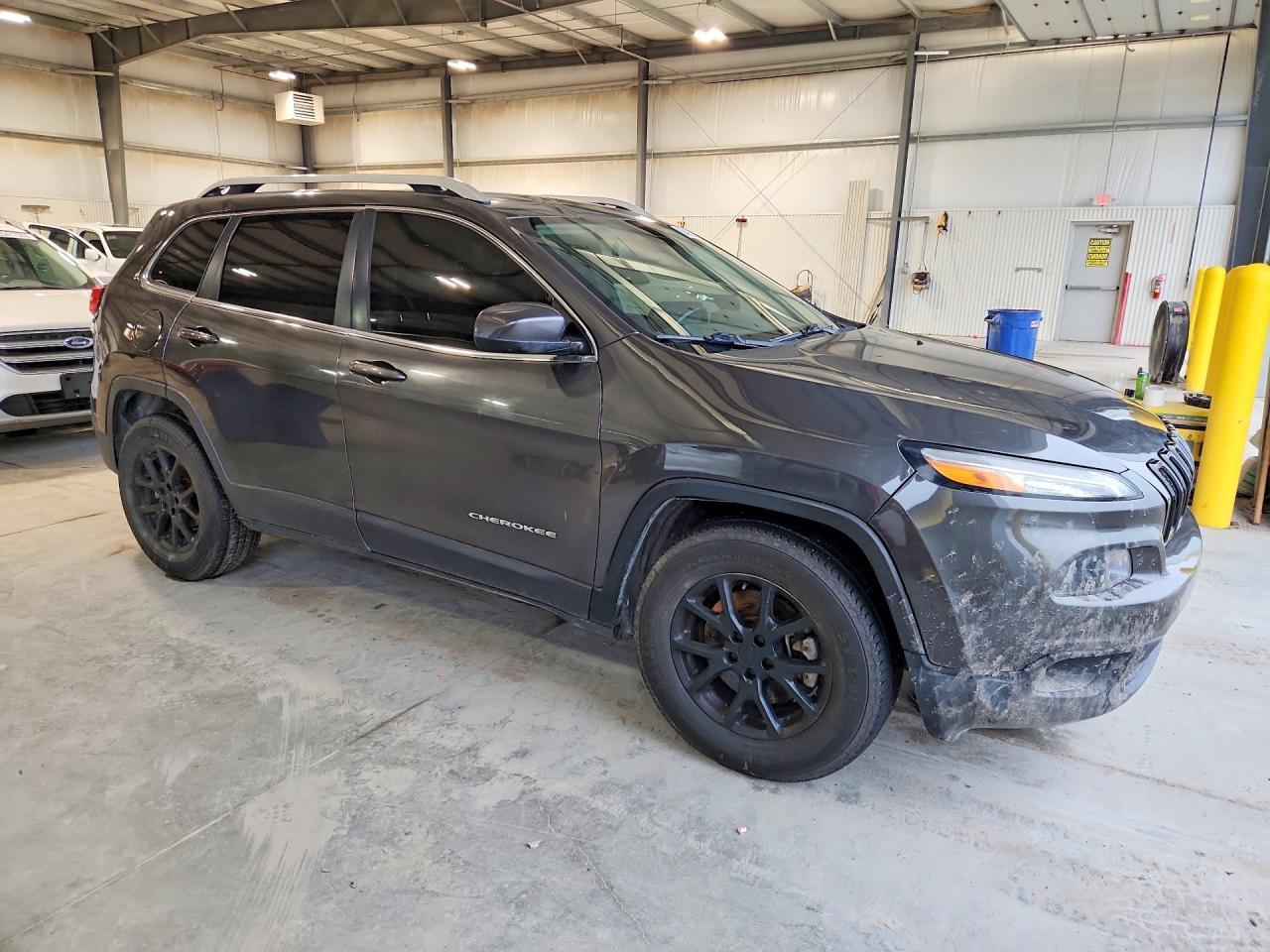 2015 Jeep Cherokee Latitude - Фото 4
