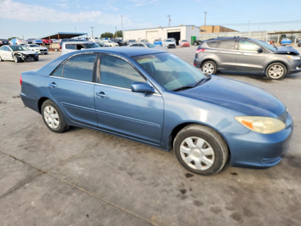 2003 Toyota Camry Le - Фото 4