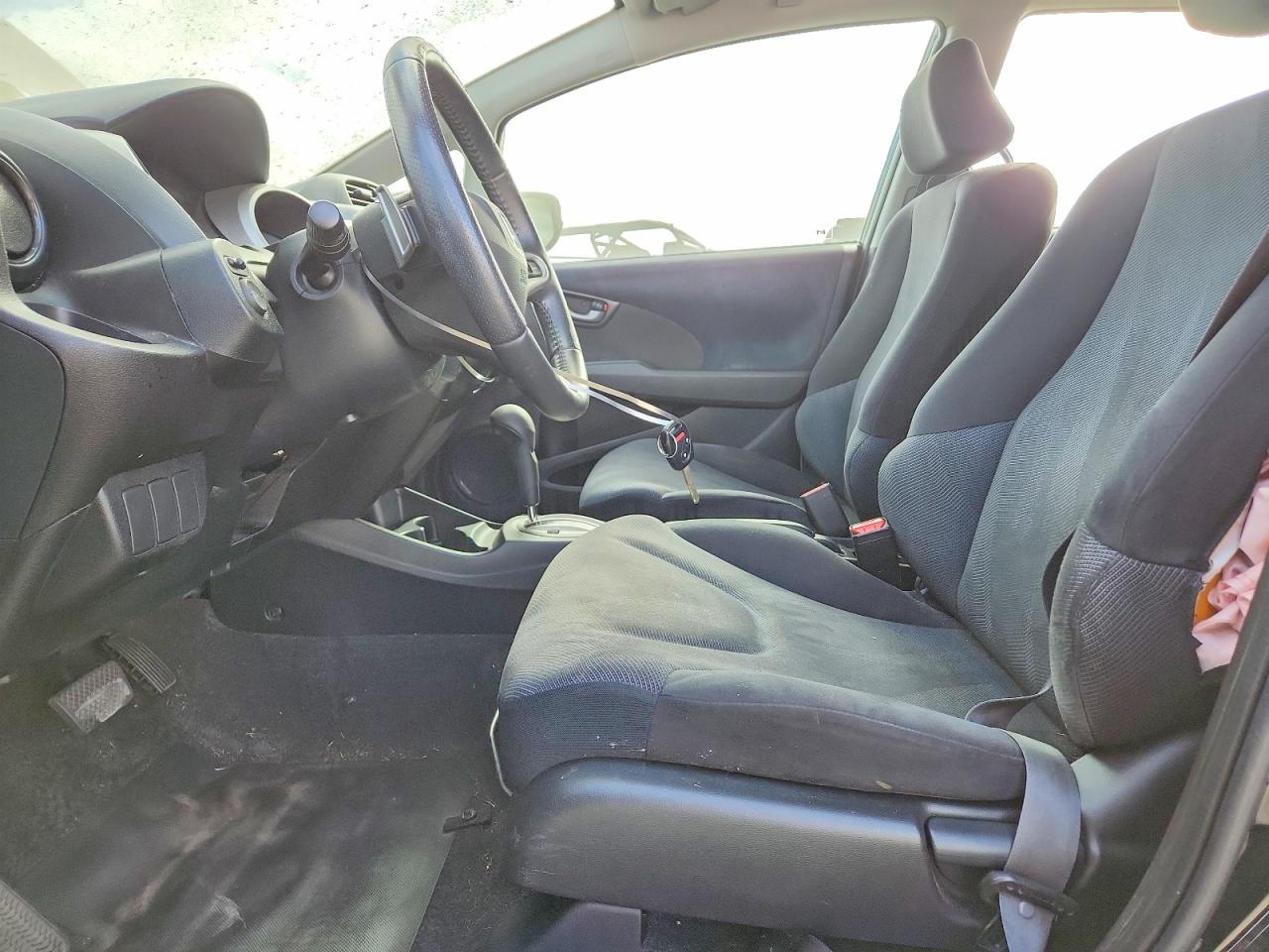 2010 Honda Fit Sport - Фото 7