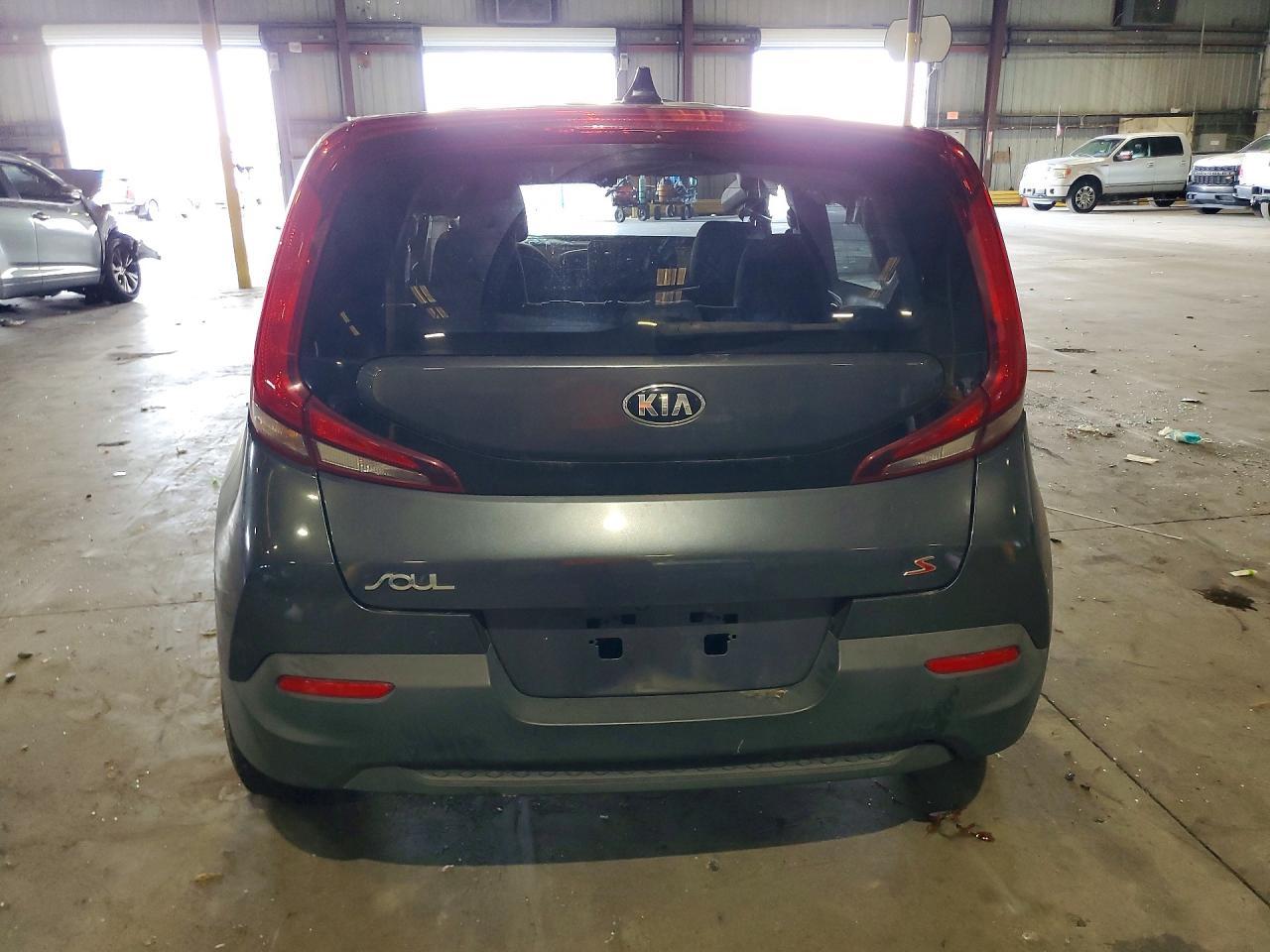 2020 Kia Soul S - Фото 6