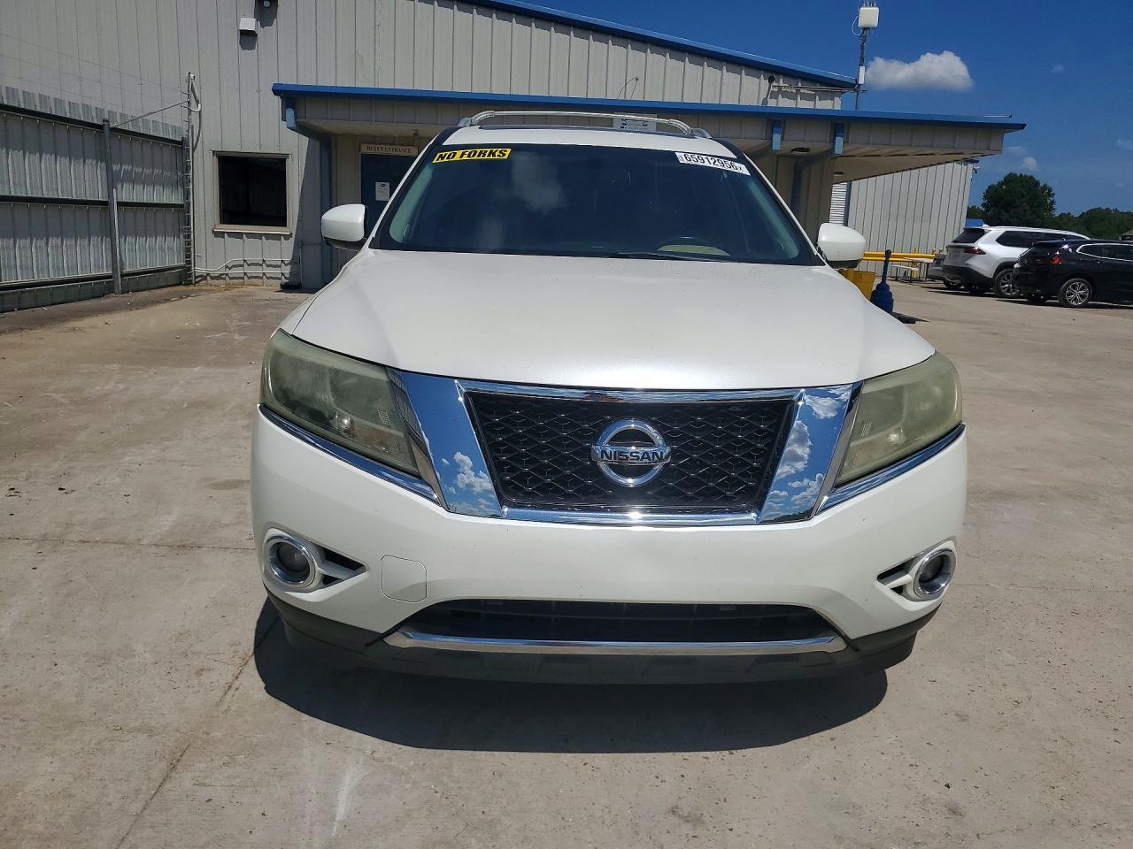2016 Nissan Pathfinder Platinum - Фото 5