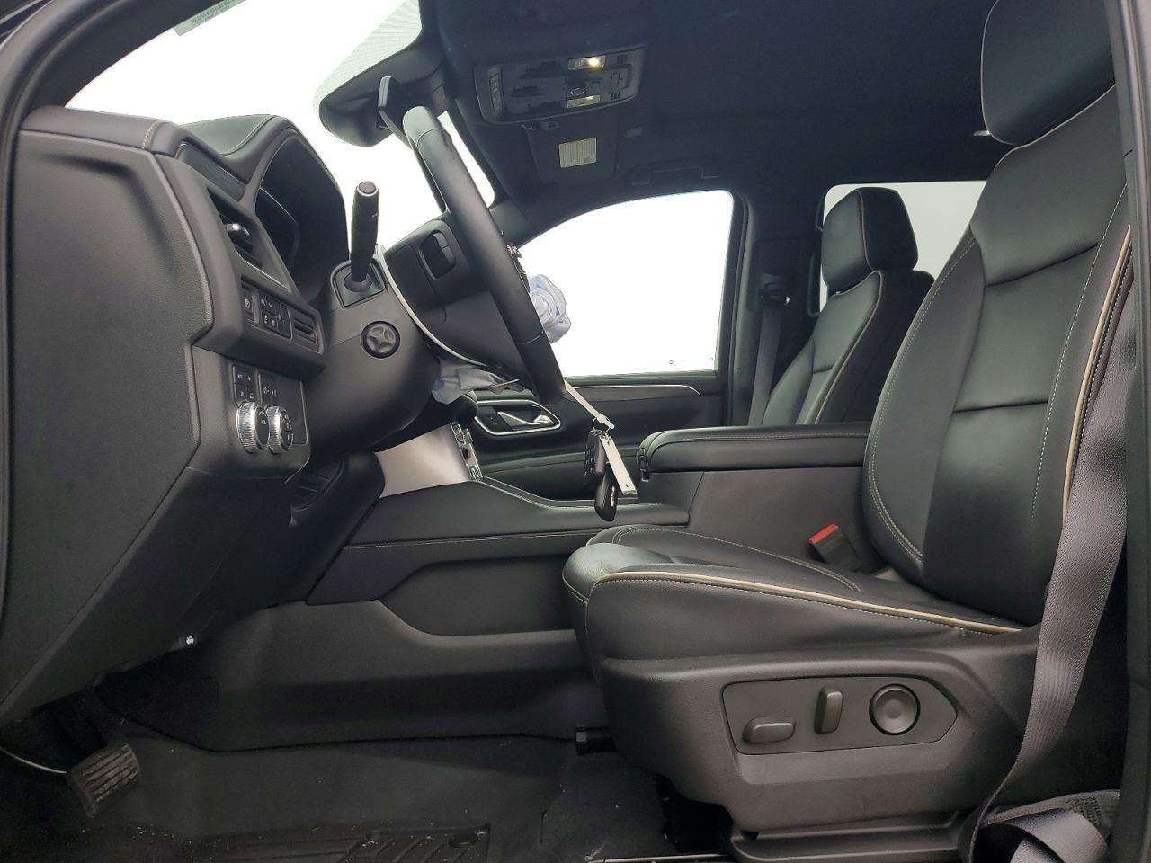 2023 GMC Yukon Slt - Фото 7