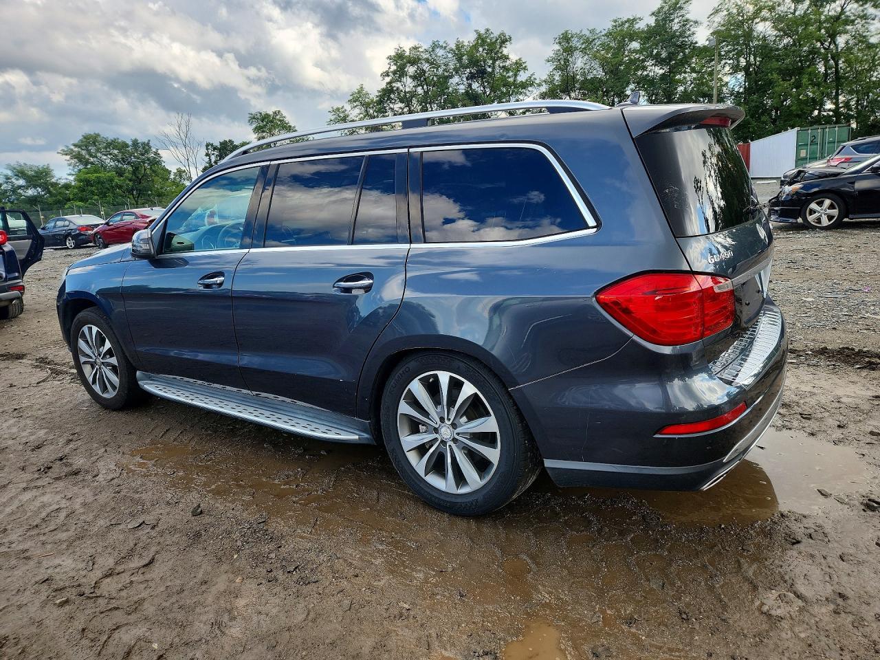 2016 Mercedes-Benz Gl 450 4Matic - Image 2