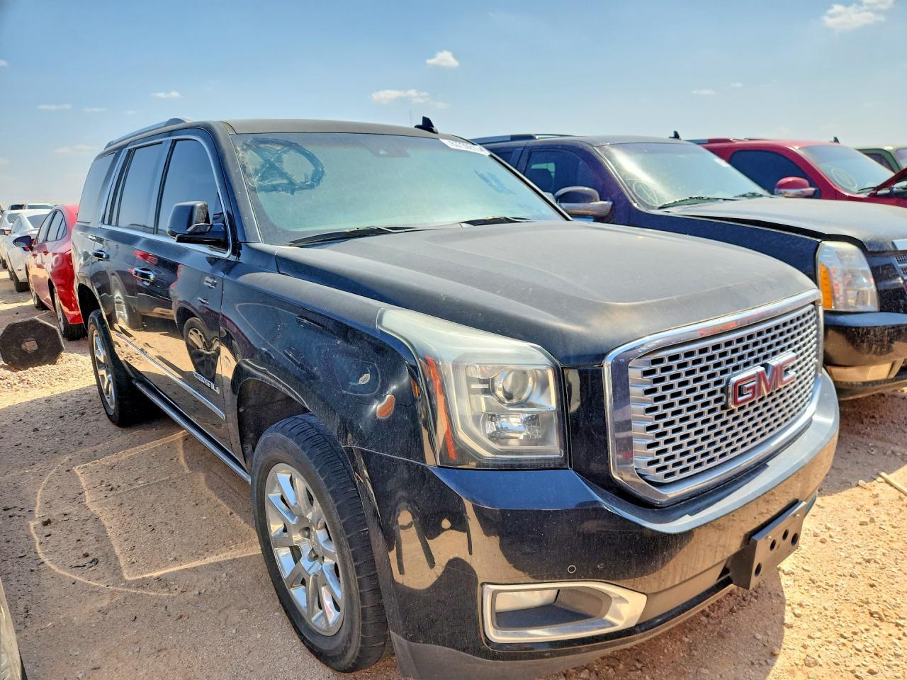 2016 GMC Yukon Denali - Image 4