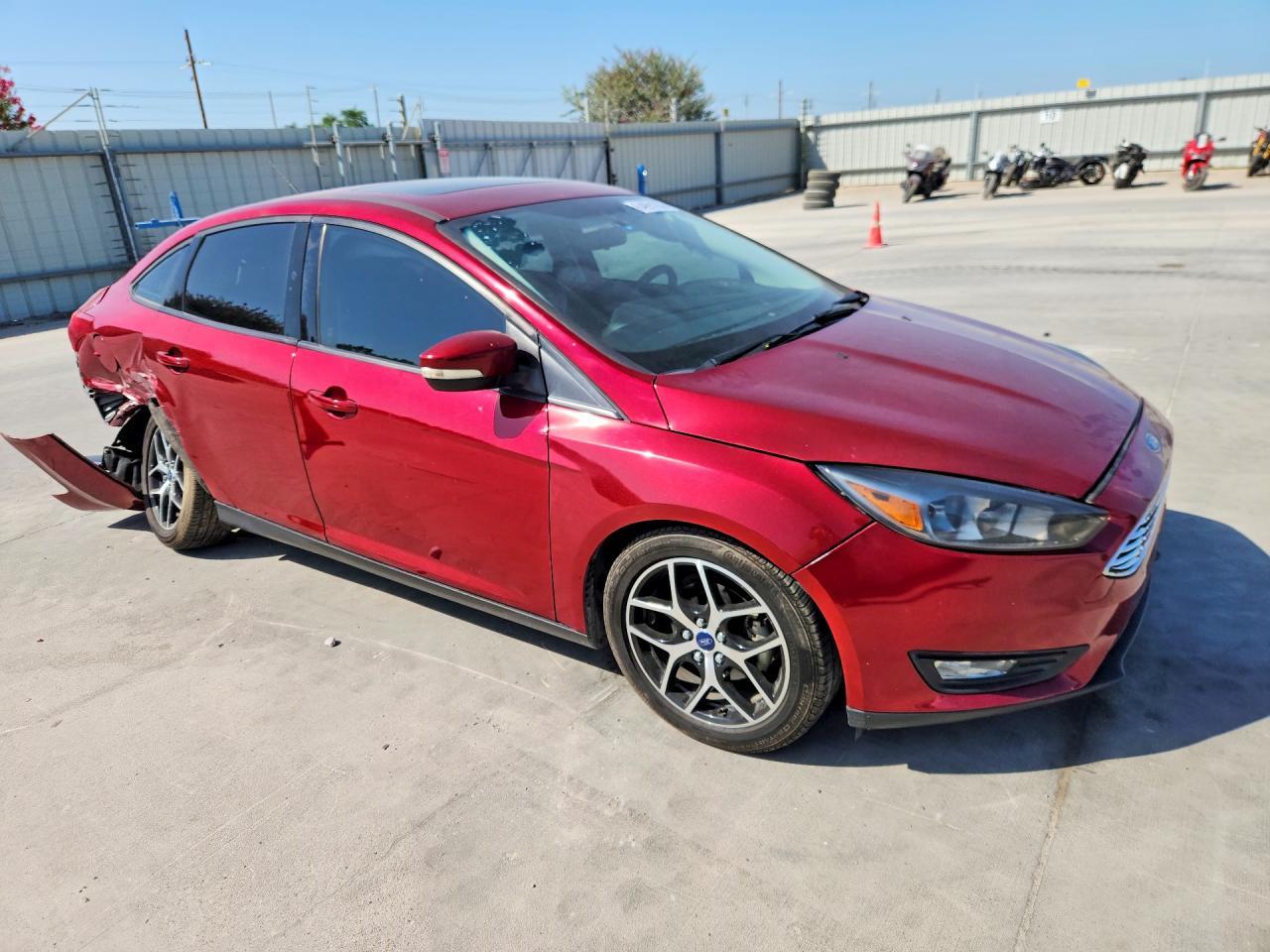 2017 Ford Focus Sel - Фото 4
