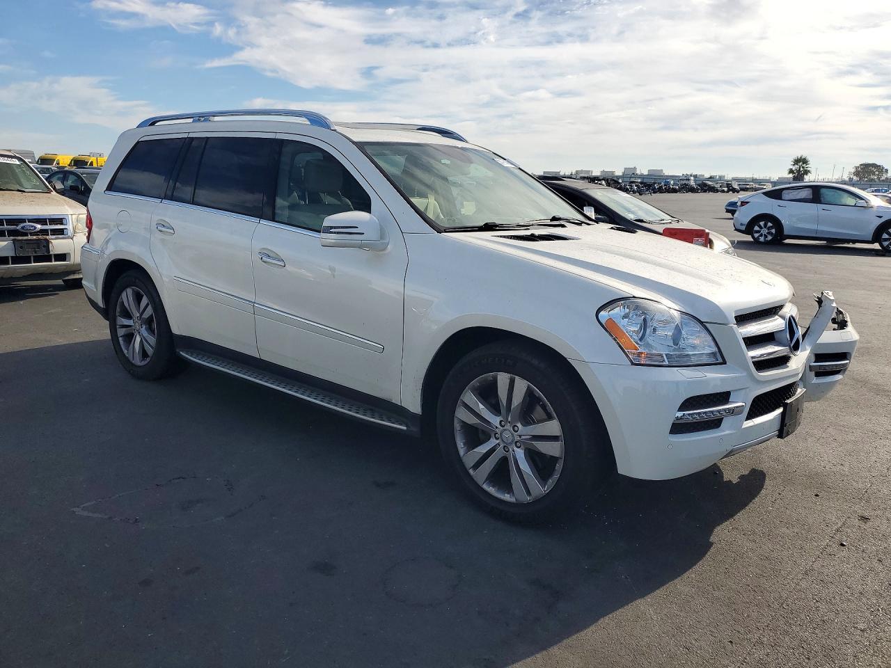 2012 Mercedes-Benz Gl 450 4Matic - Image 4