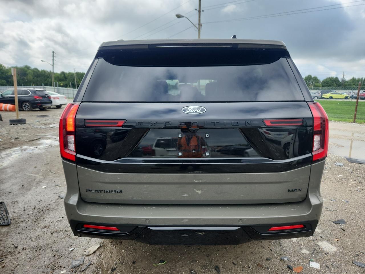 2025 Ford Expedition Max Platinum - Image 6