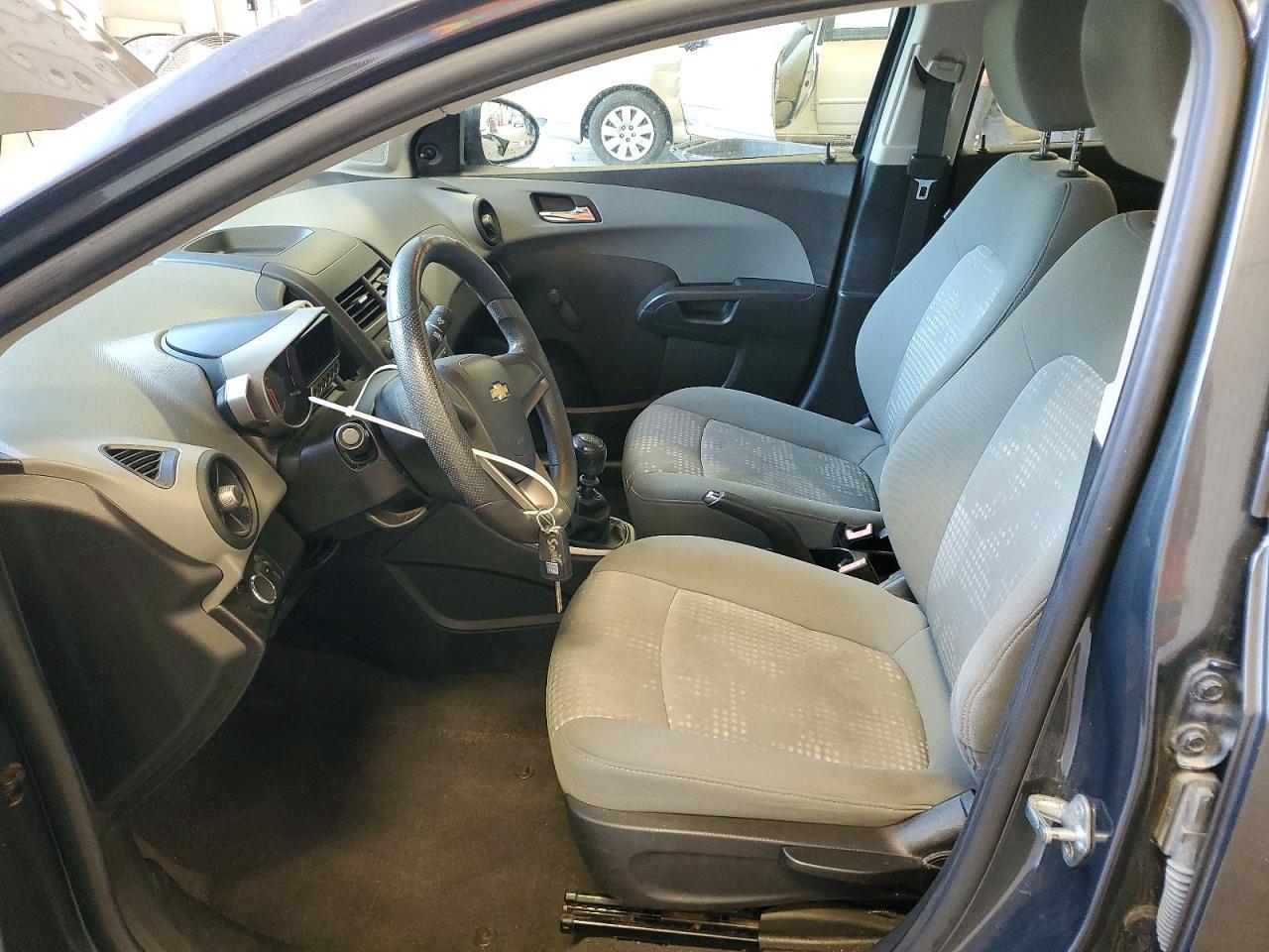 2012 Chevrolet Sonic Ls - Фото 7