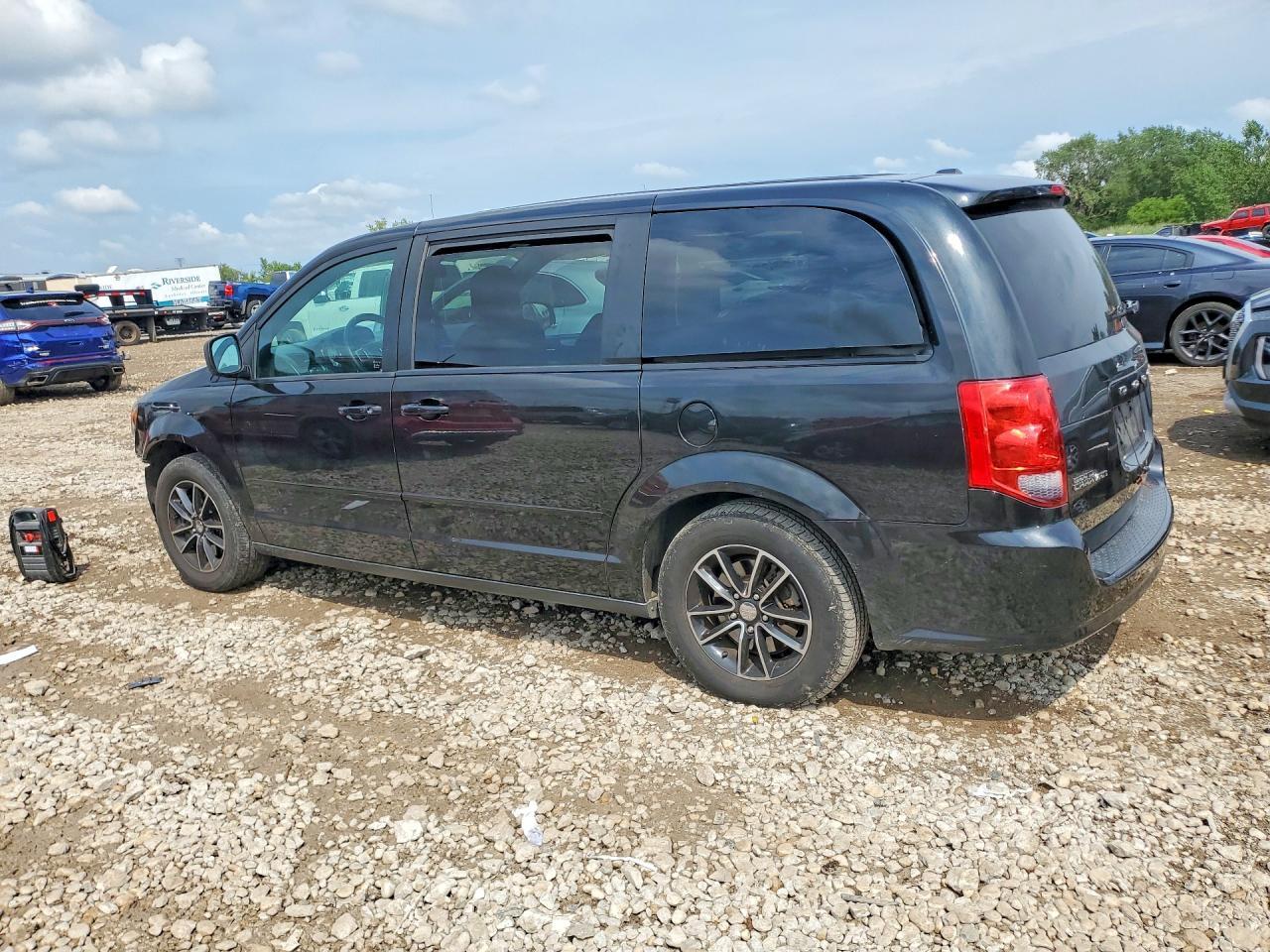 2015 Dodge Grand Caravan Se - Фото 2
