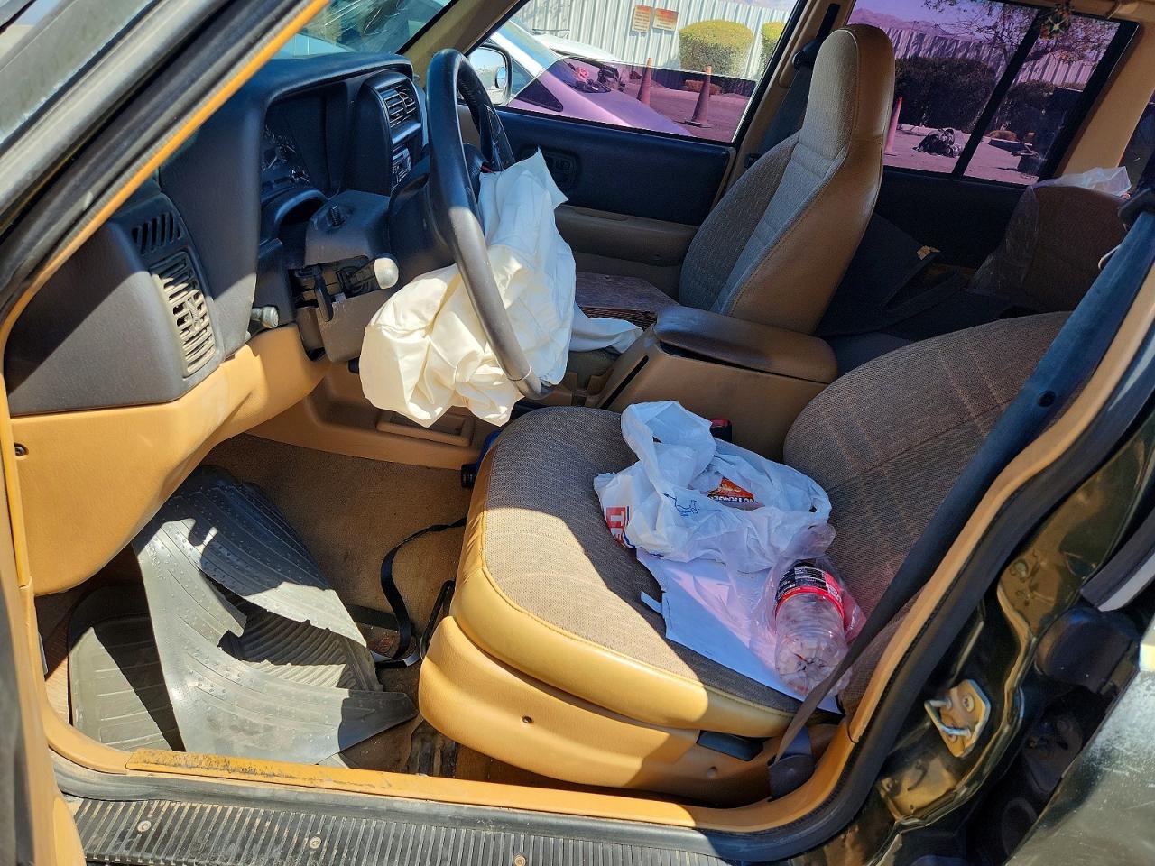 1997 Jeep Cherokee Se - Фото 7