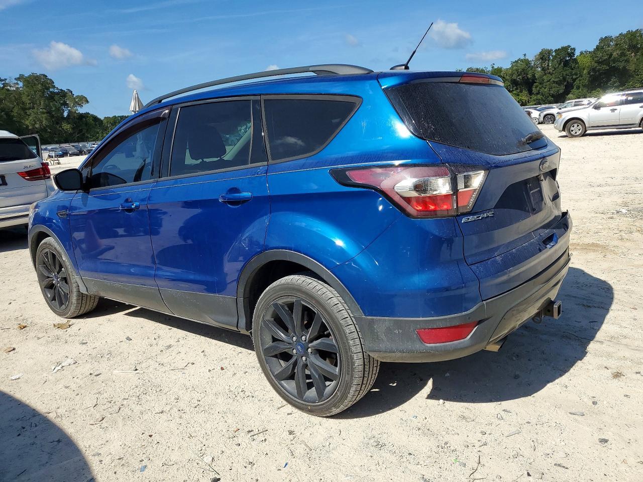 2017 Ford Escape Se - Image 2