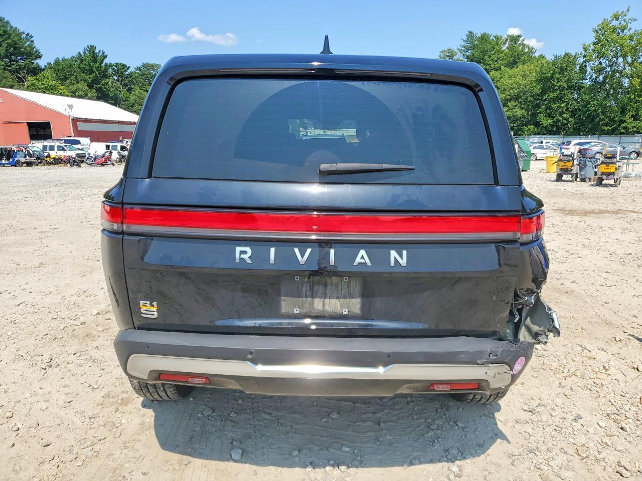 2023 Rivian R1S Adventure - Фото 6