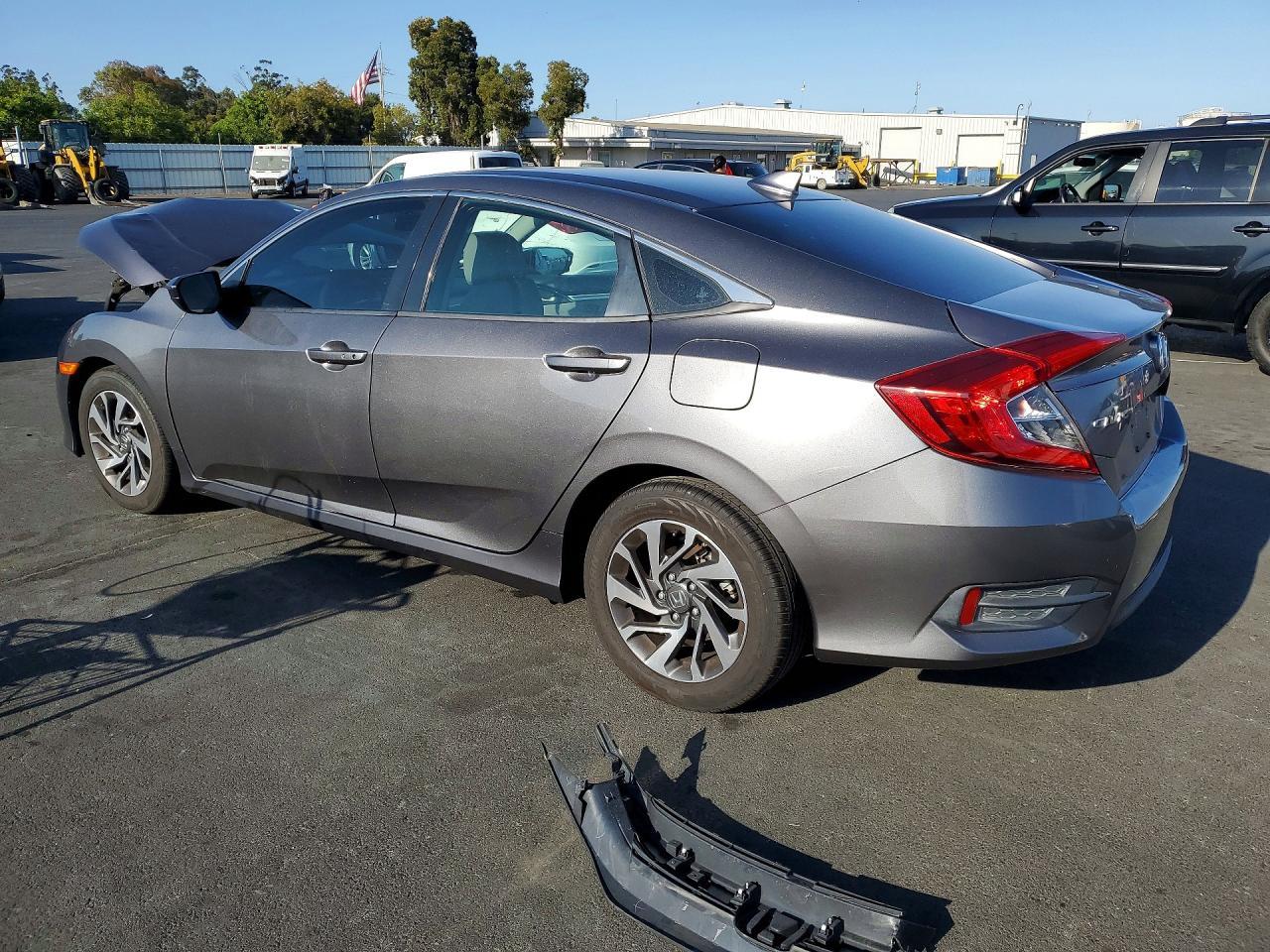 2018 Honda Civic Ex - Фото 2