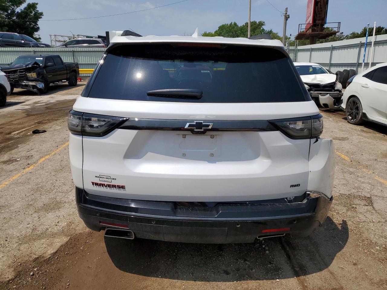 2021 Chevrolet Traverse Premier - Фото 6
