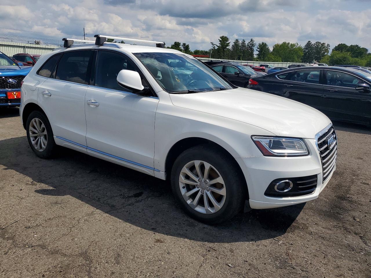2015 Audi Q5 Premium - Image 4