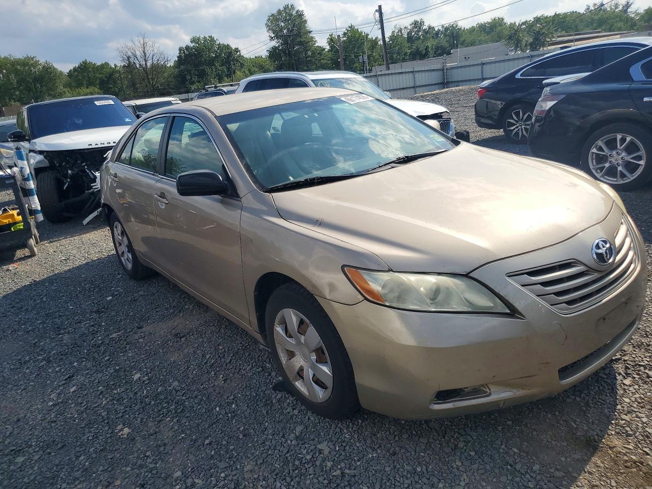 2009 Toyota Camry Le - Фото 4