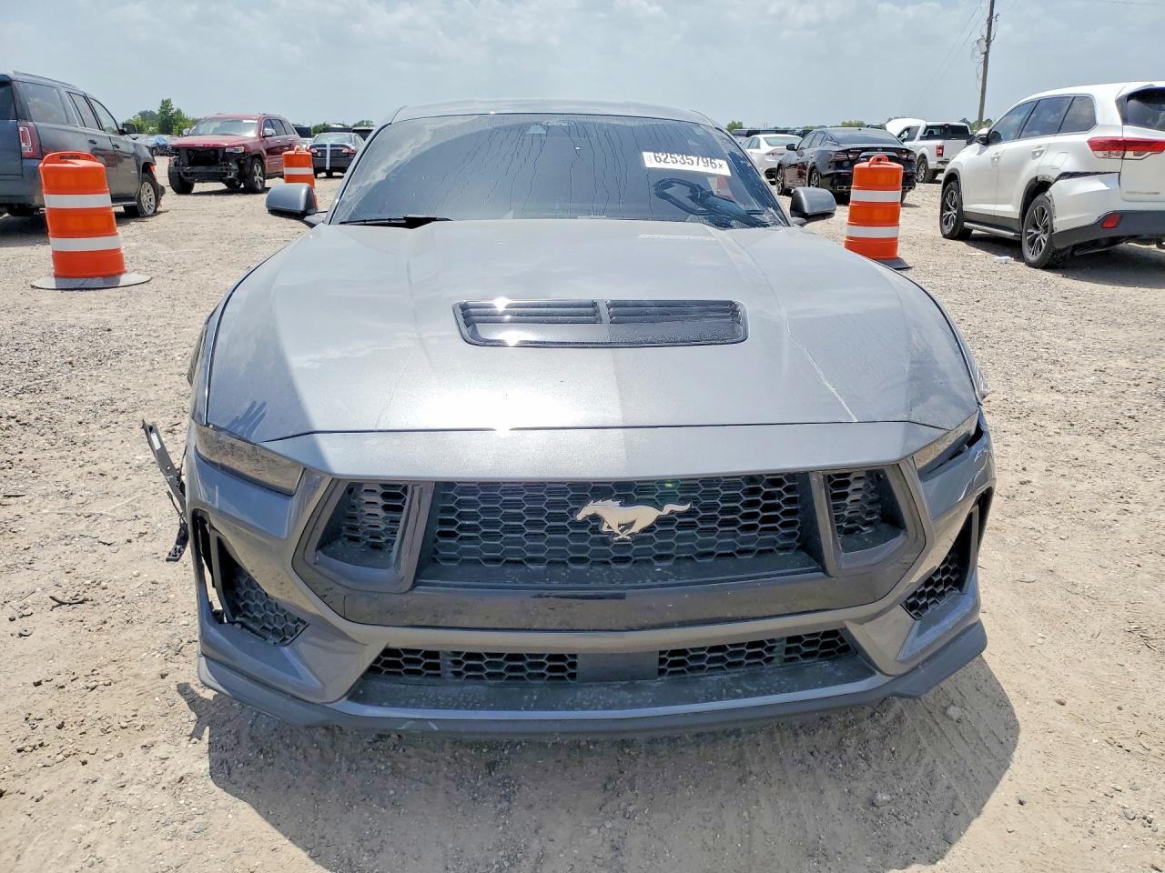 2025 Ford Mustang Gt - Фото 5