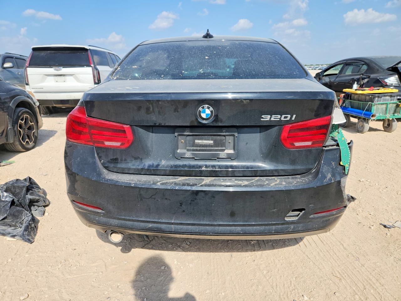 2016 BMW 320 I - Image 6