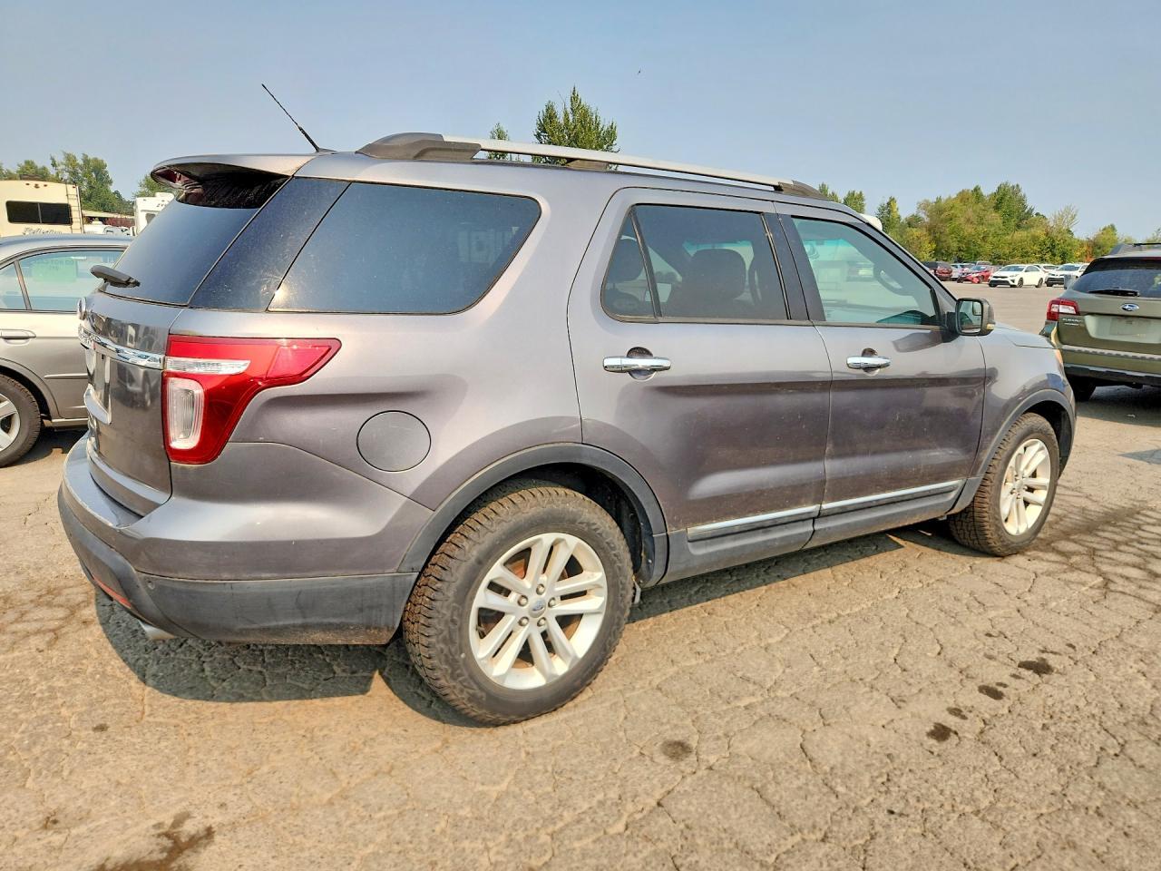 2011 Ford Explorer Xlt - Фото 3