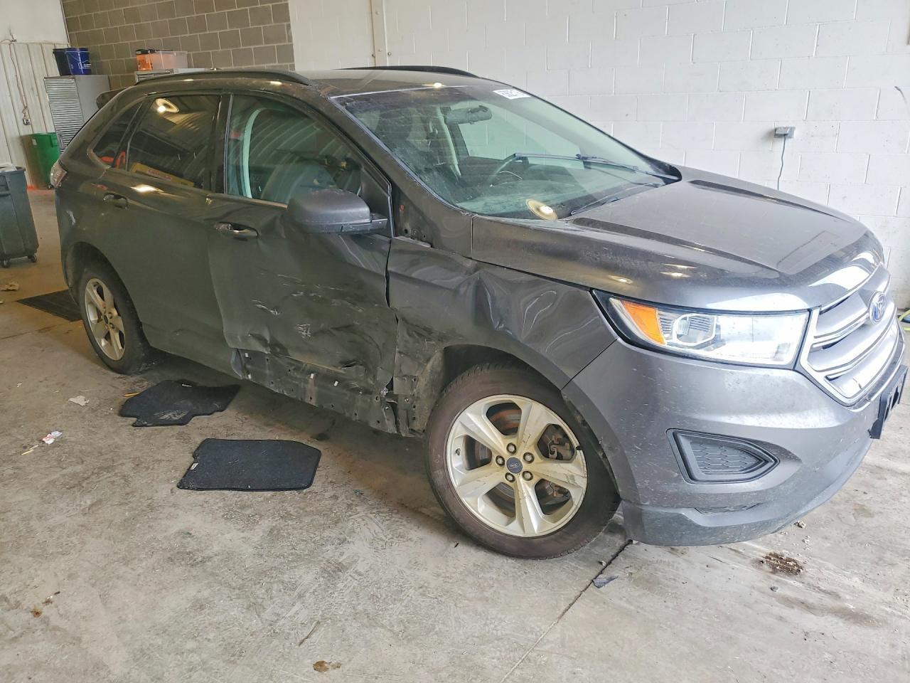 2017 Ford Edge Se - Фото 4