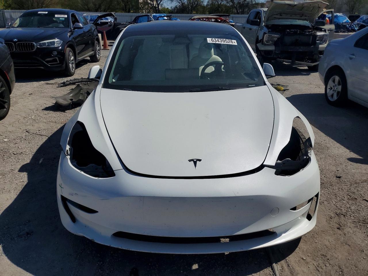 2023 Tesla Model 3 - Image 5