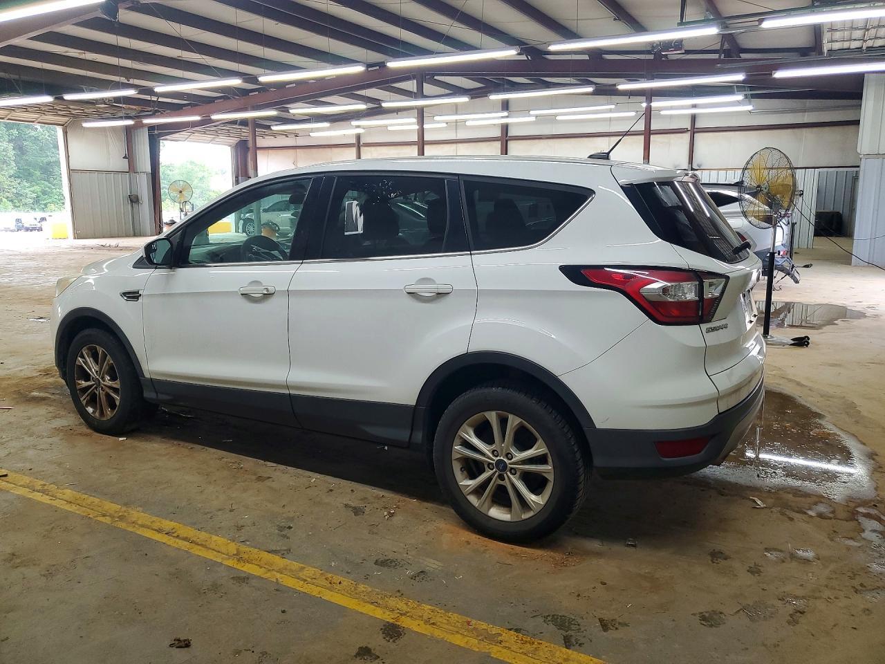 2017 Ford Escape Se - Image 2