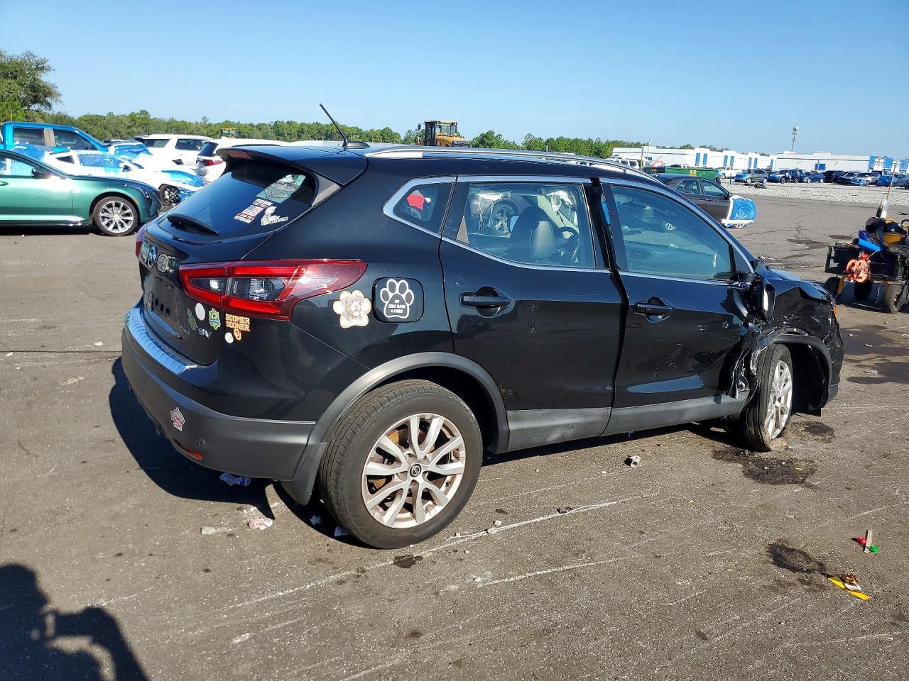 2020 Nissan Rogue Sport Sv - Image 5