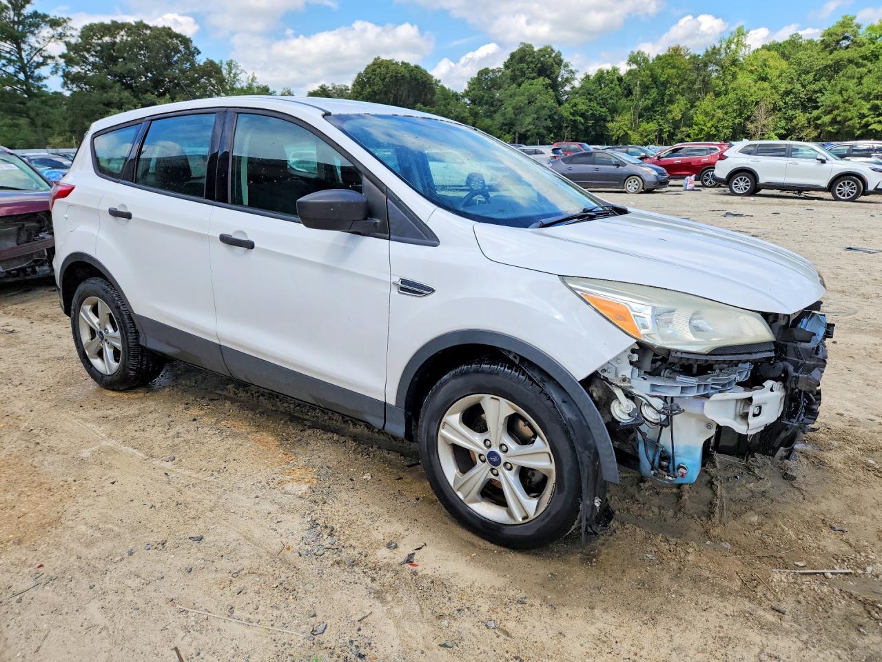 2016 Ford Escape S - Фото 4