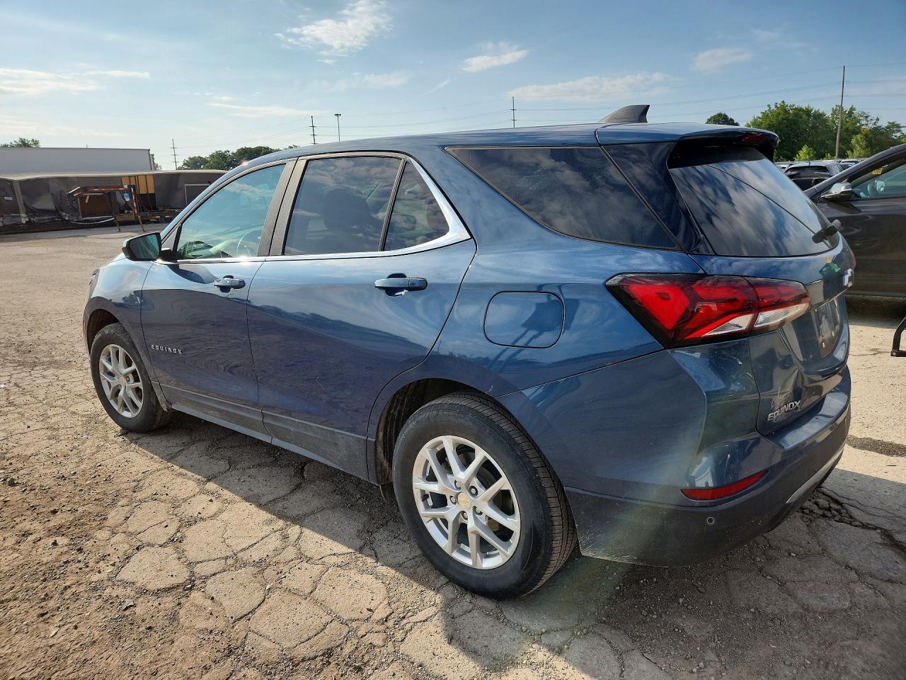 2024 Chevrolet Equinox Lt - Фото 2