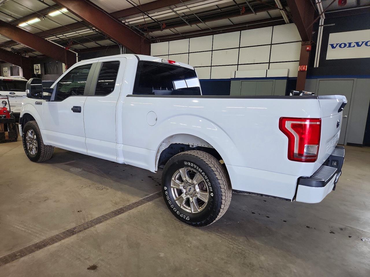 2017 Ford F150 Super Cab - Image 2