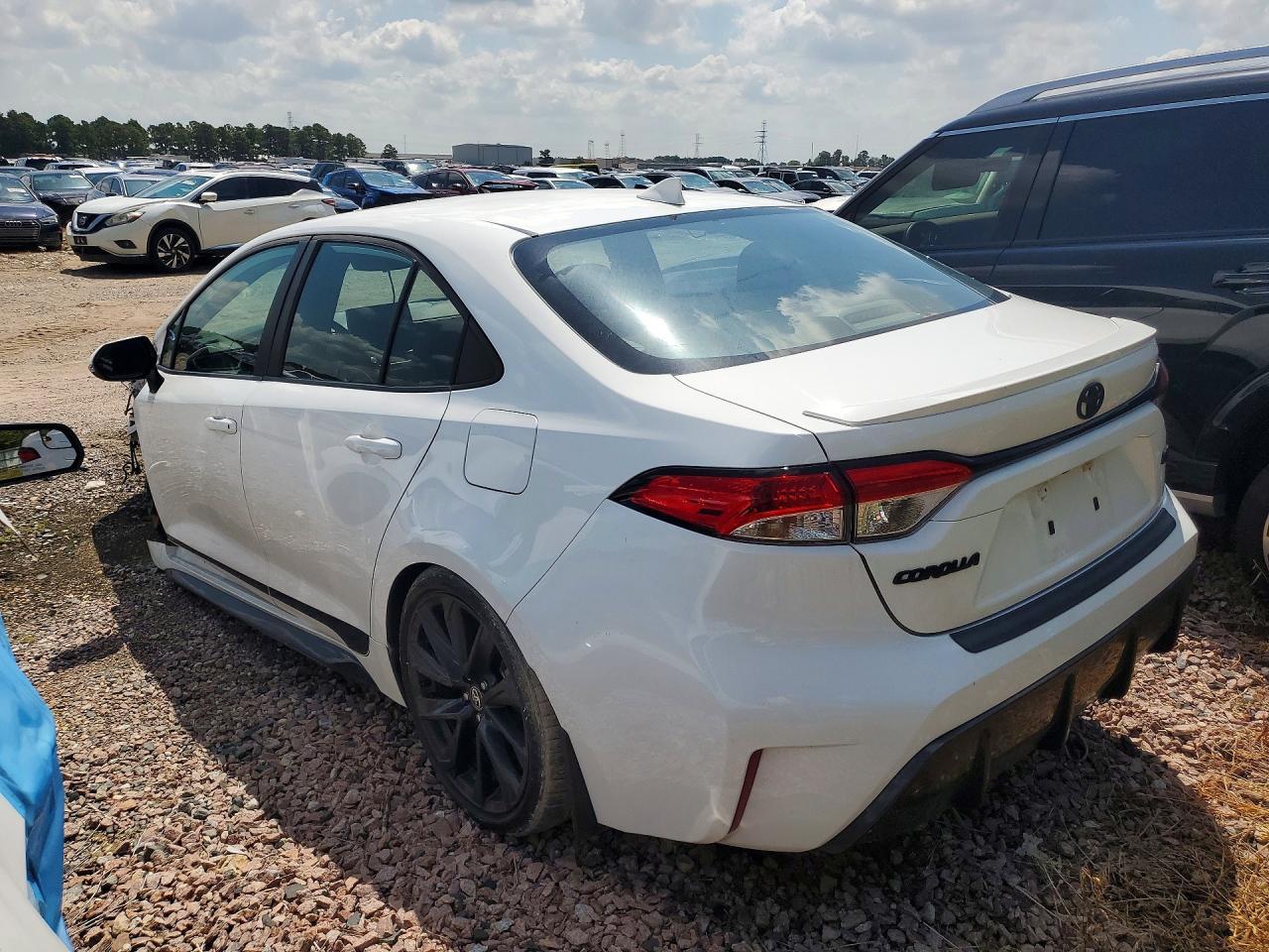 2024 Toyota Corolla Se - Image 2