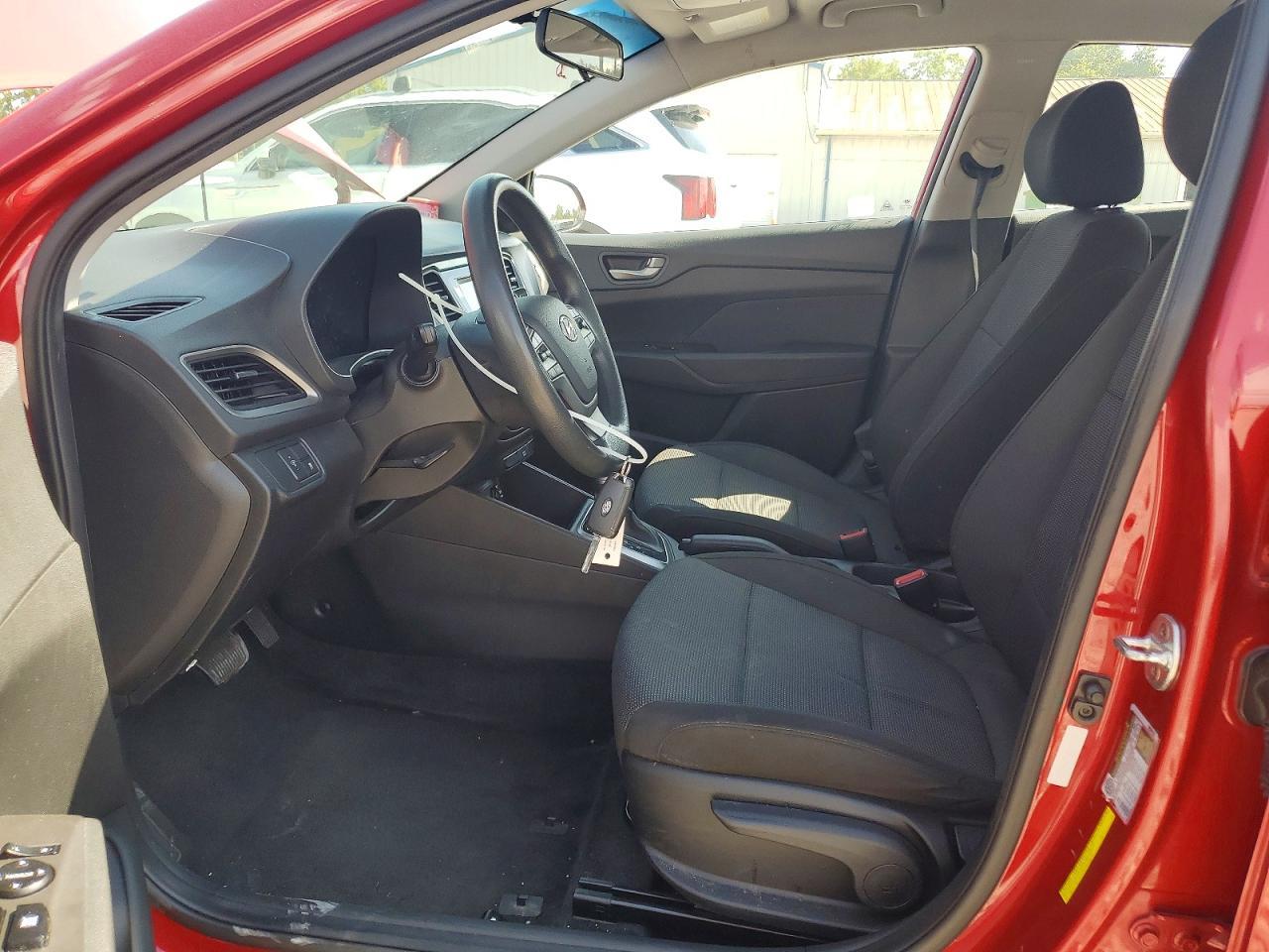 2018 Hyundai Accent Se - Фото 7