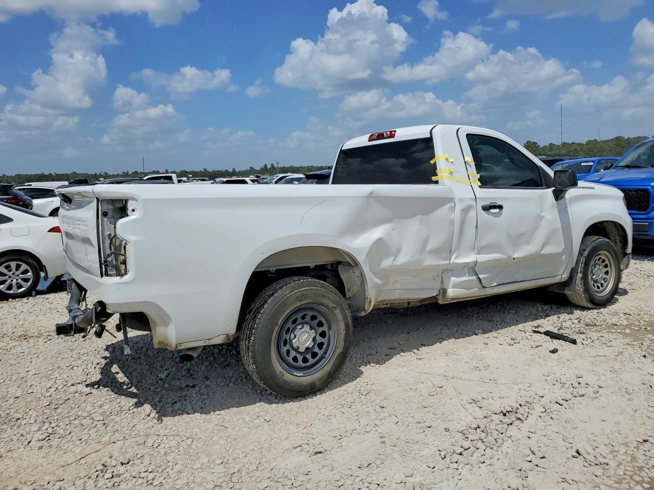 2022 Chevrolet Silverado C1500 - Image 3