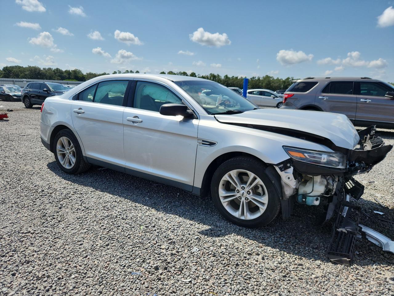 2016 Ford Taurus Se - Фото 4