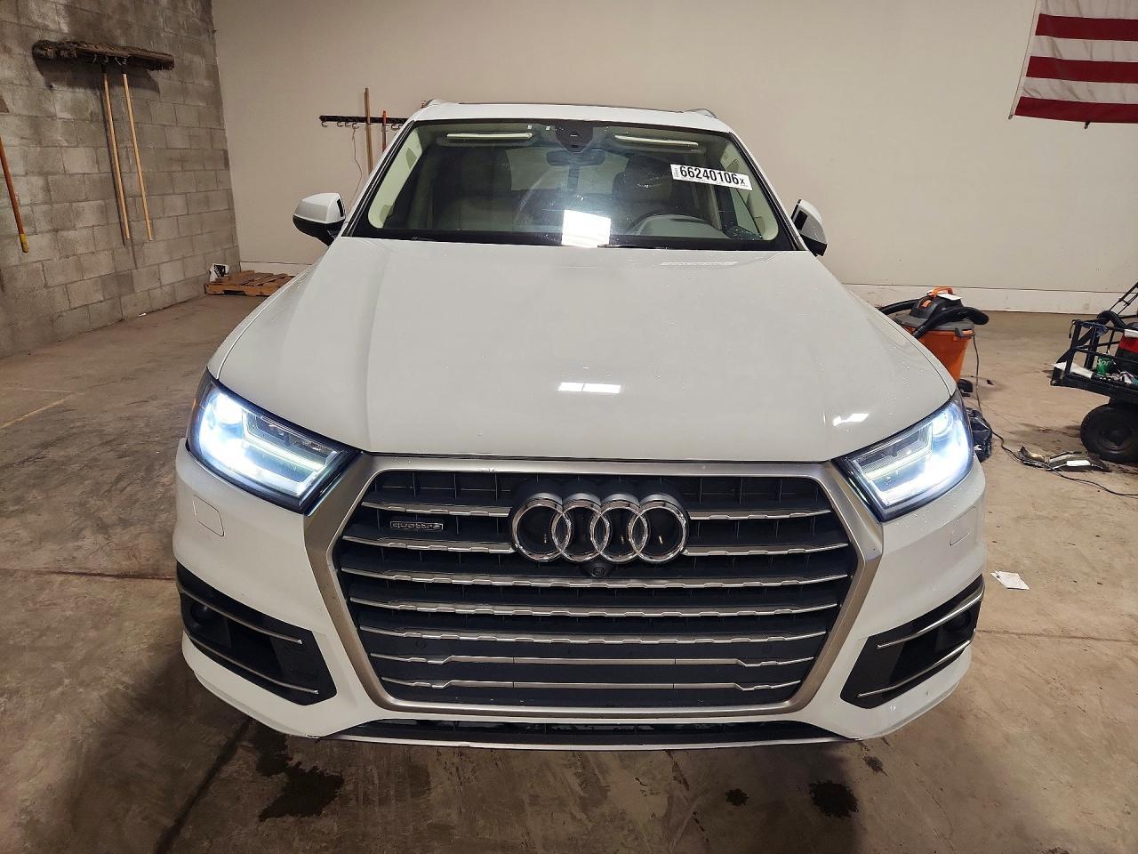 2018 Audi Q7 Premium Plus - Фото 5