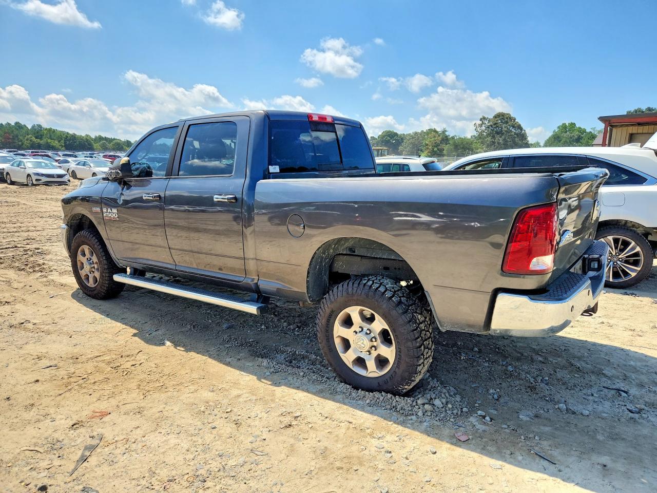 2016 Ram 2500 Slt - Фото 2
