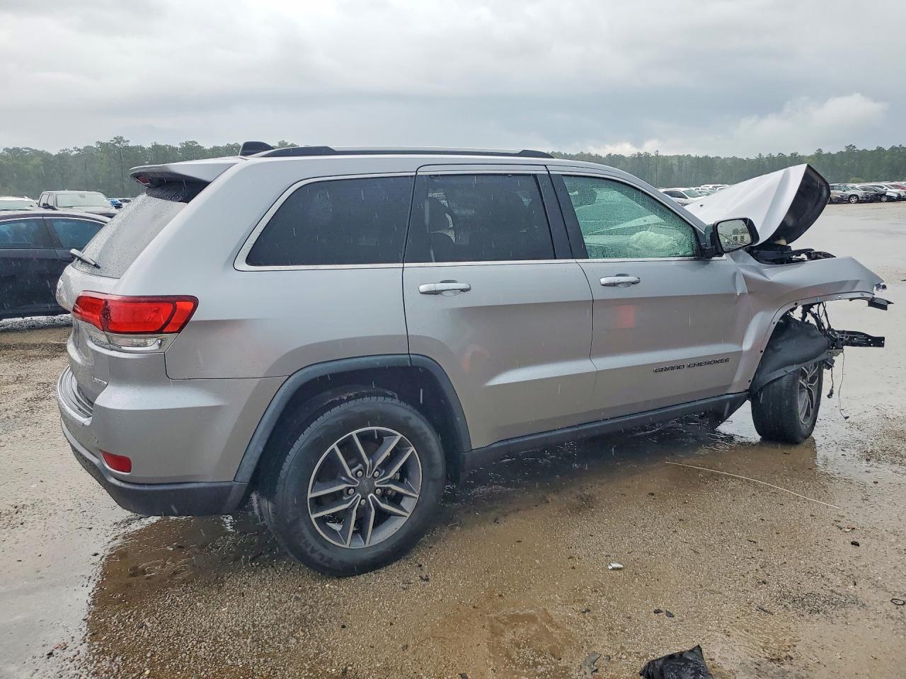 2020 Jeep Grand Cherokee Limited - Image 3