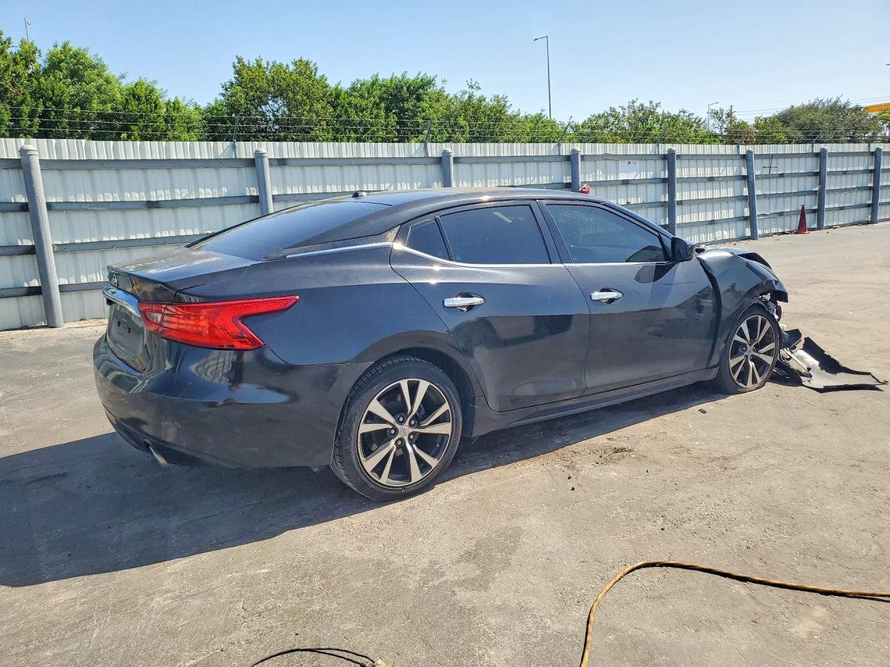 2016 Nissan Maxima 3.5 S - Фото 3