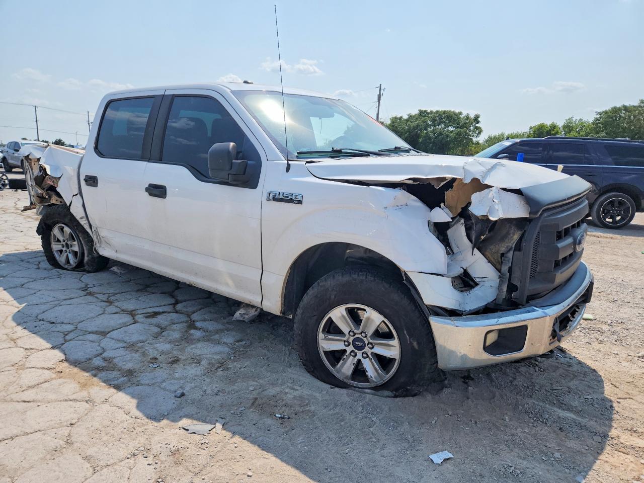 2017 Ford F150 Supercrew - Image 4