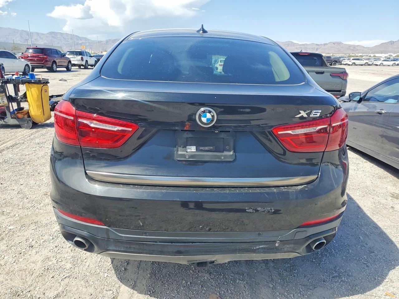 2015 BMW X6 xDrive35I - Фото 6