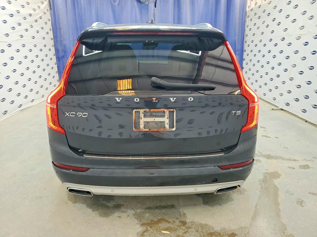 2021 Volvo Xc90 T5 Momentum - Image 6