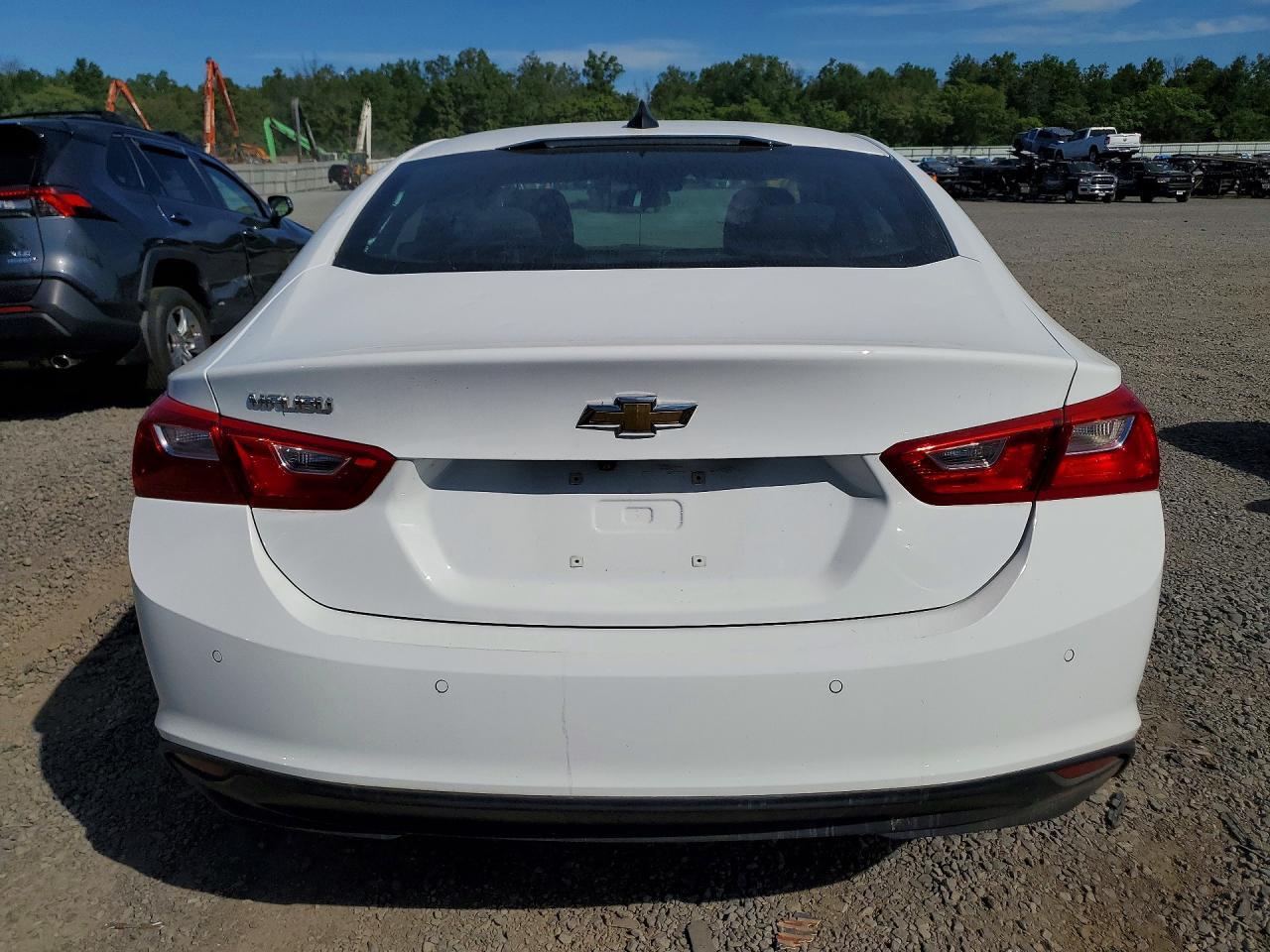 2024 Chevrolet Malibu Ls - Image 6
