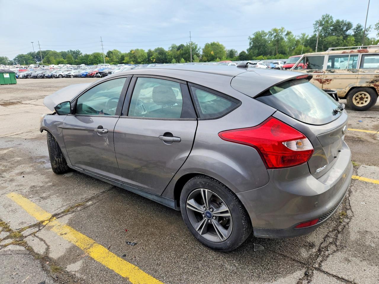 2014 Ford Focus Se - Image 2