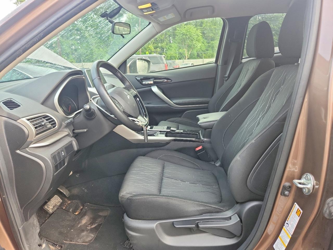 2019 Mitsubishi Eclipse Cross Se - Image 7